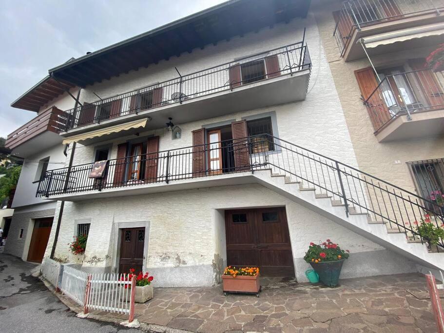 Casa Vacanze Il Pettirosso. Пизоние Екстериор снимка